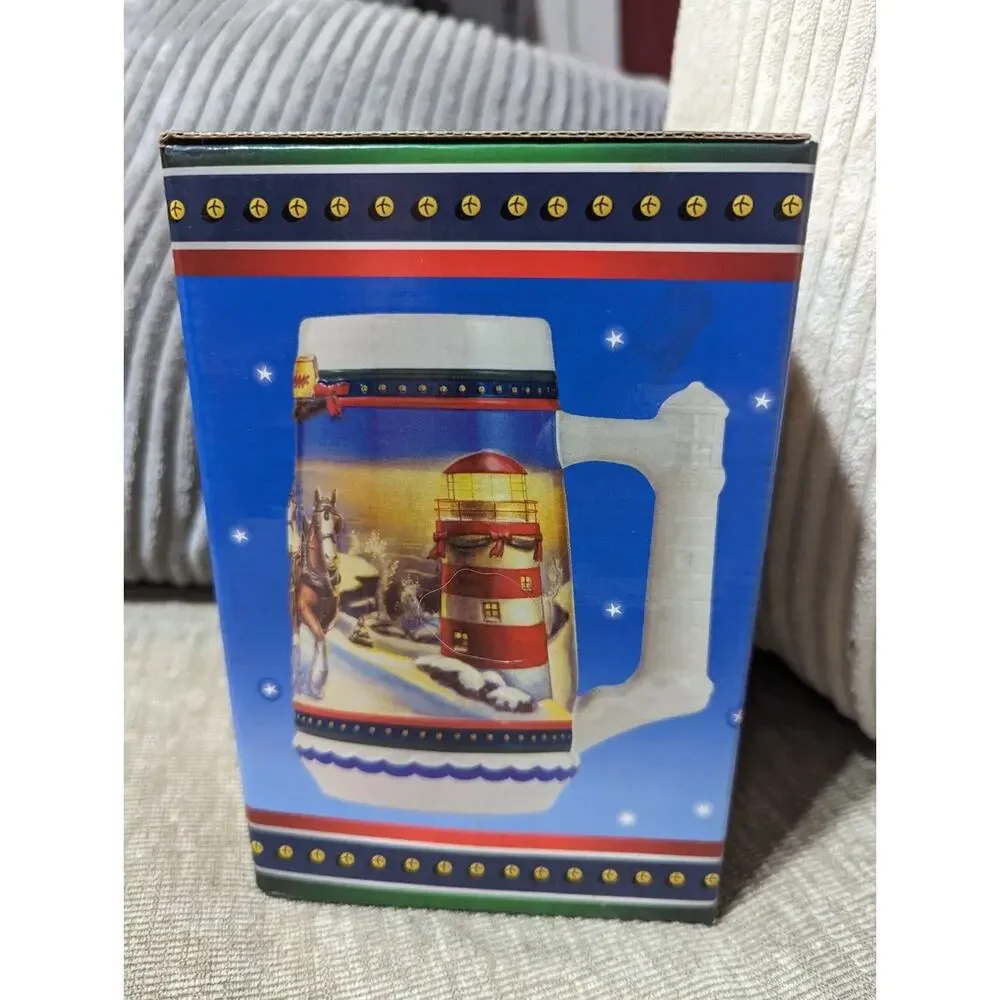 Vintage 2002 BUDWEISER HOLIDAY CERAMIC STEIN MUG Guiding The Way Home New In Box